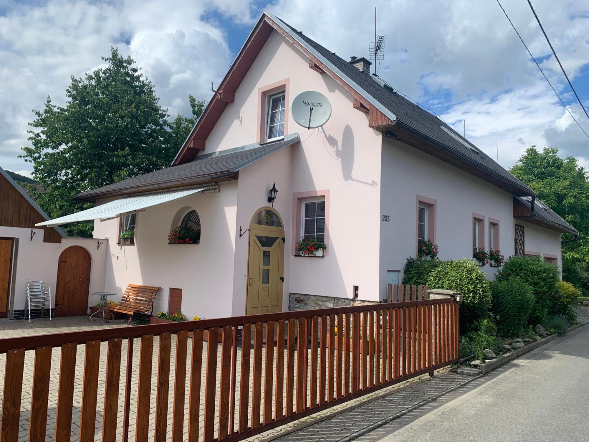 Chalupa U Desne Petrov nad Desnou Exteriör bild